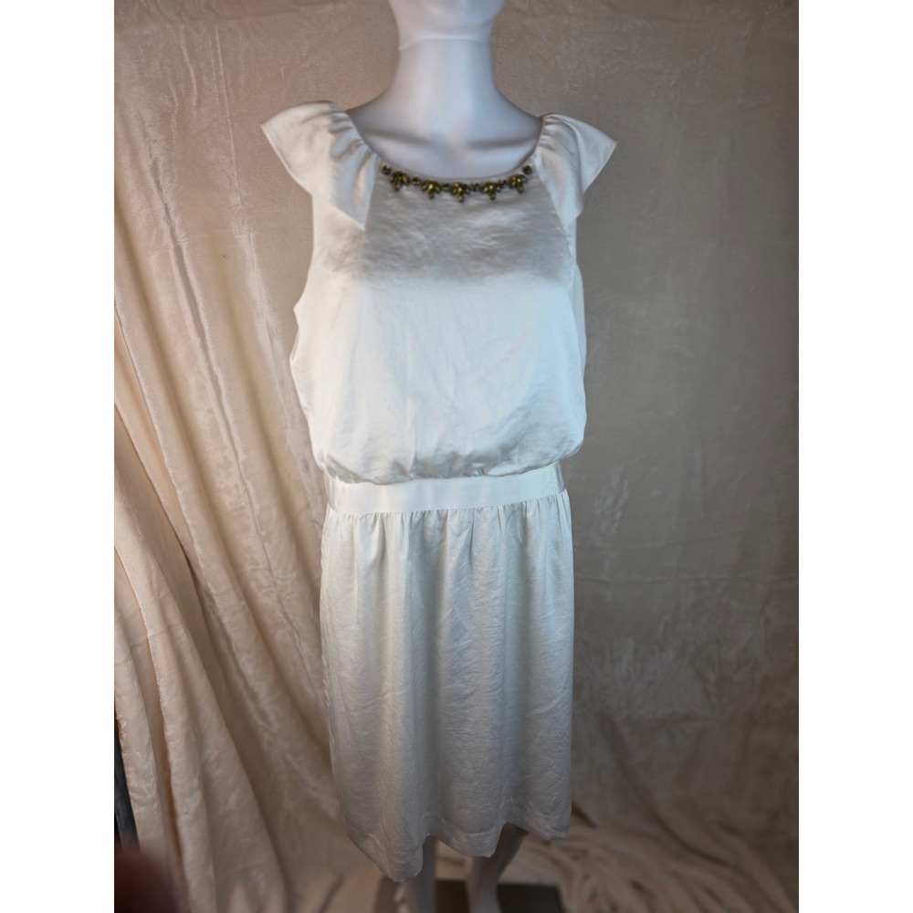 White Embellished‎ Neckline Cap Sleeve Knee Length Dress Women's Size 10